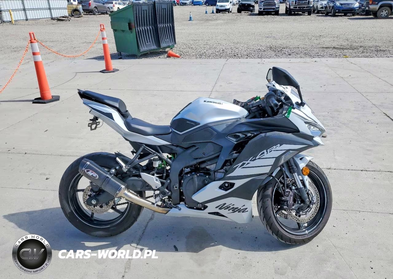 2025 Kawasaki Zx400 S