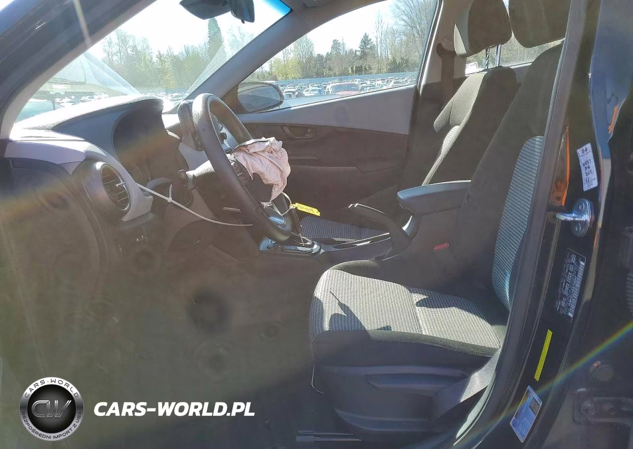 2021 Hyundai Kona Se VIN:KM8K1CAA6MU748597 - 7