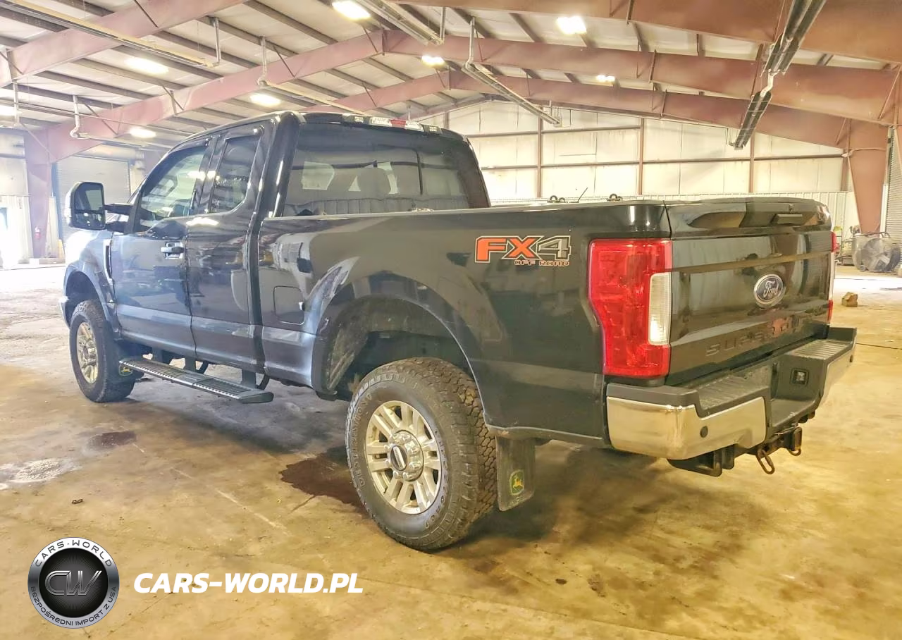 2018 Ford F250 Super Duty VIN:1FT7X2B6XJEB88425 - 2