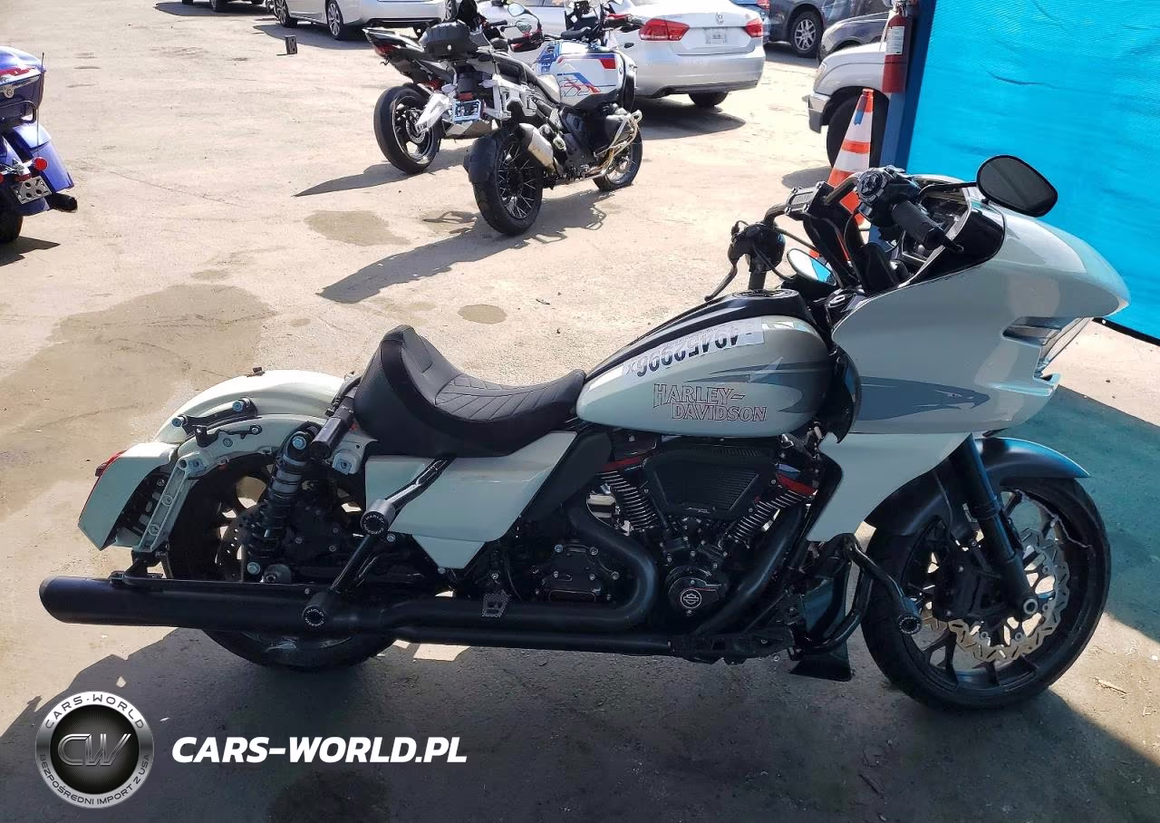 2024 Harley Davidson Fltrxstse