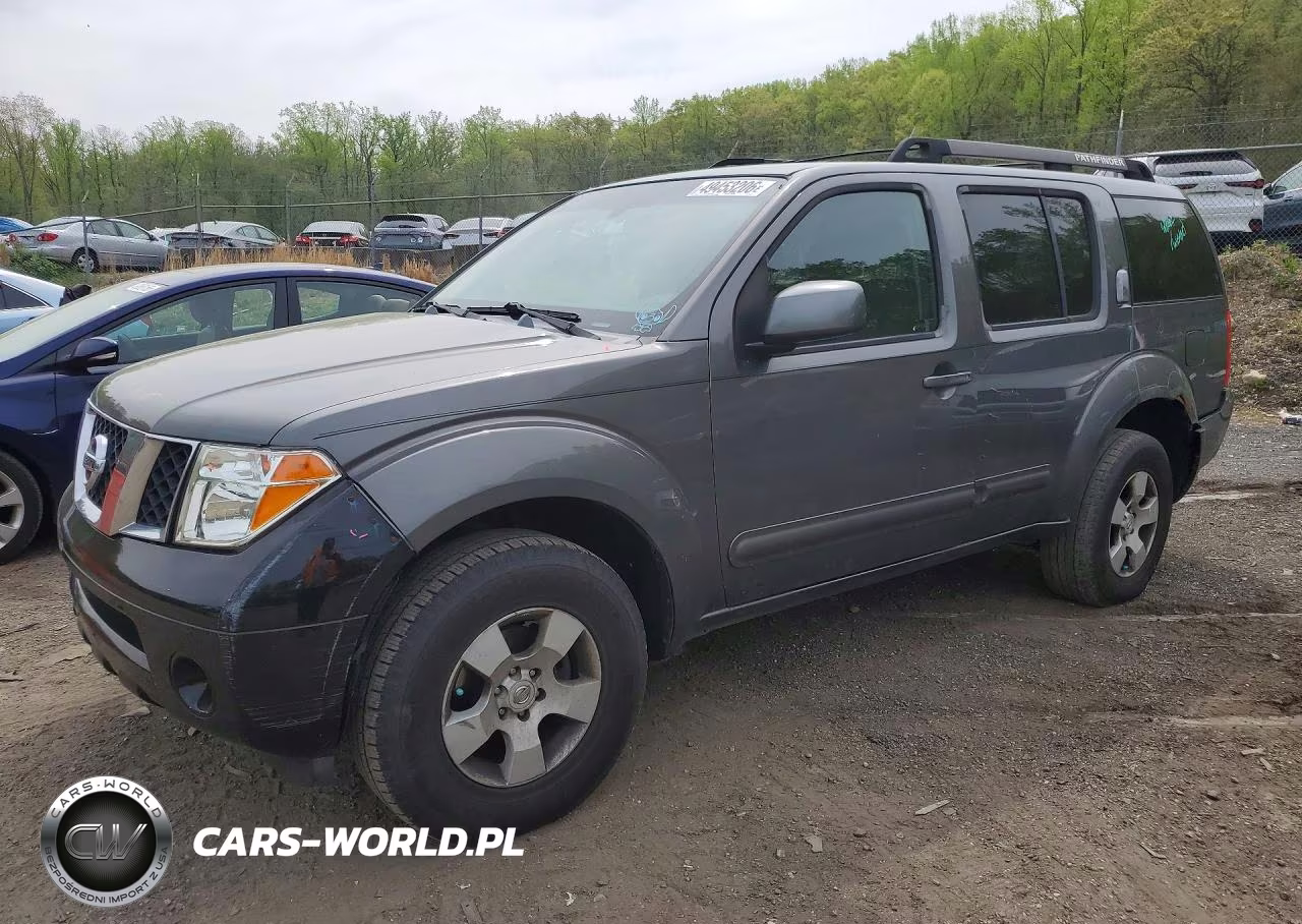 2005 Nissan Pathfinder Xe