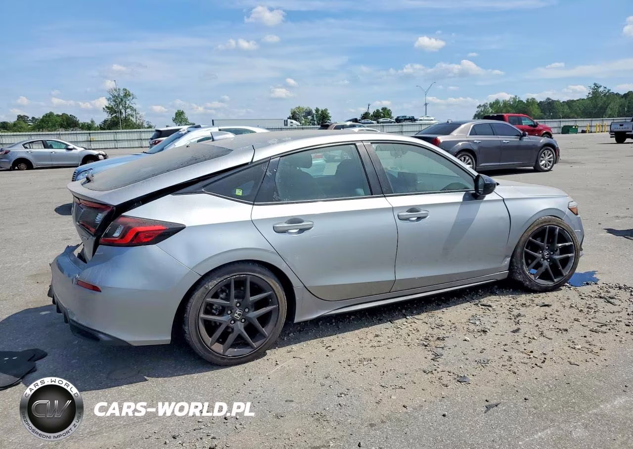 2024 Honda Civic Sport VIN:19XFL2H82RE011075 - 3