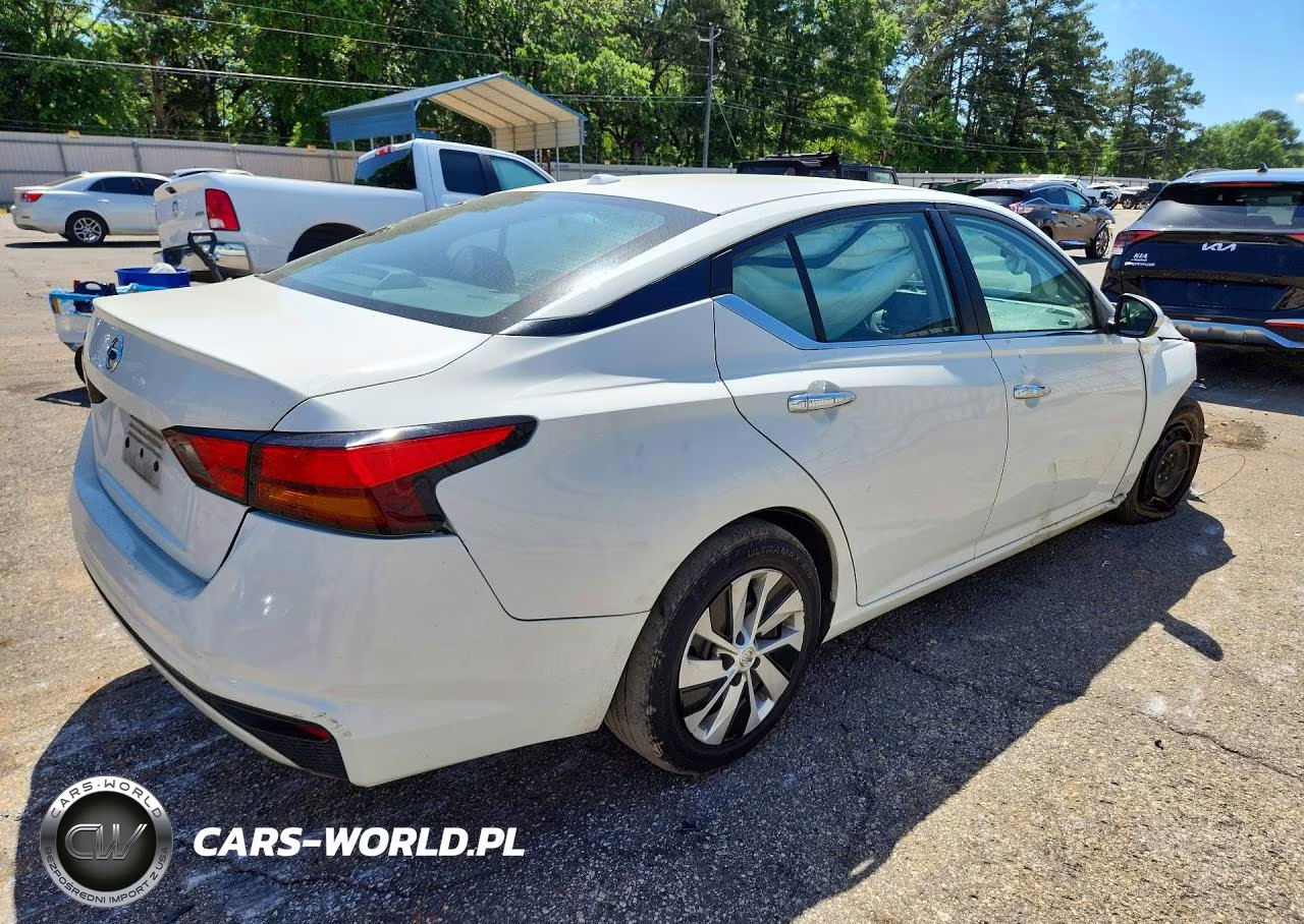 2020 Nissan Altima S VIN:1N4BL4BV3LC247764 - 3