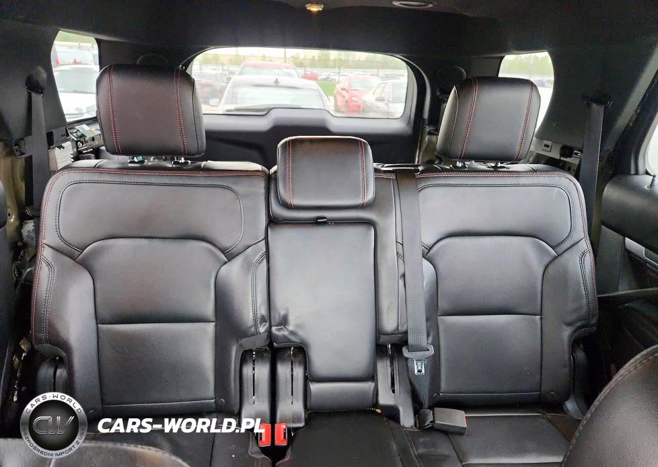 2018 Ford Explorer Sport VIN:1FM5K8GT4JGA48751 - 10