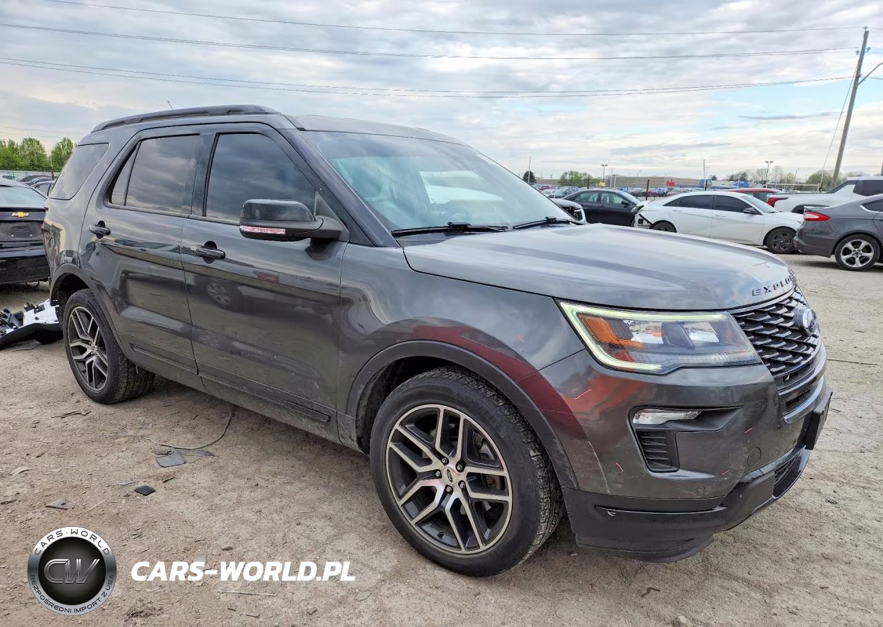 2018 Ford Explorer Sport VIN:1FM5K8GT4JGA48751 - 4