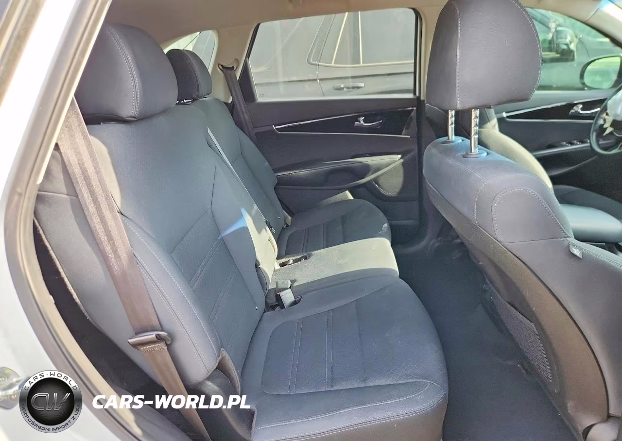 2020 Kia Sorento Lx VIN:5XYPGDA30LG637172 - 10