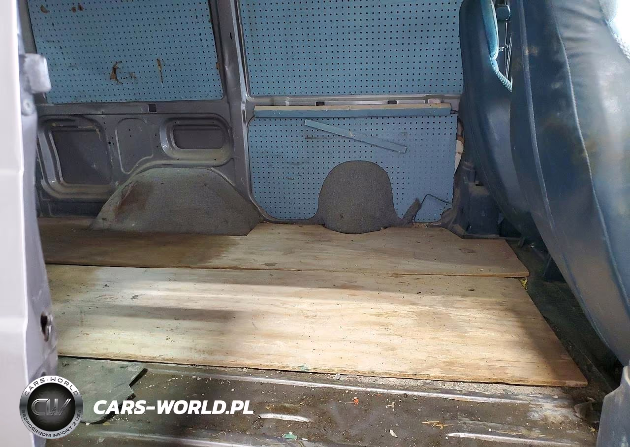 1995 Chevrolet Astro VIN:1GCDM19W3SB141686 - 11