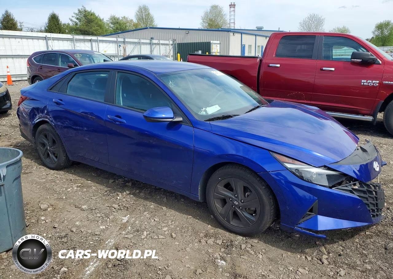 2023 Hyundai Elantra Sel VIN:KMHLM4AG0PU417105 - 4