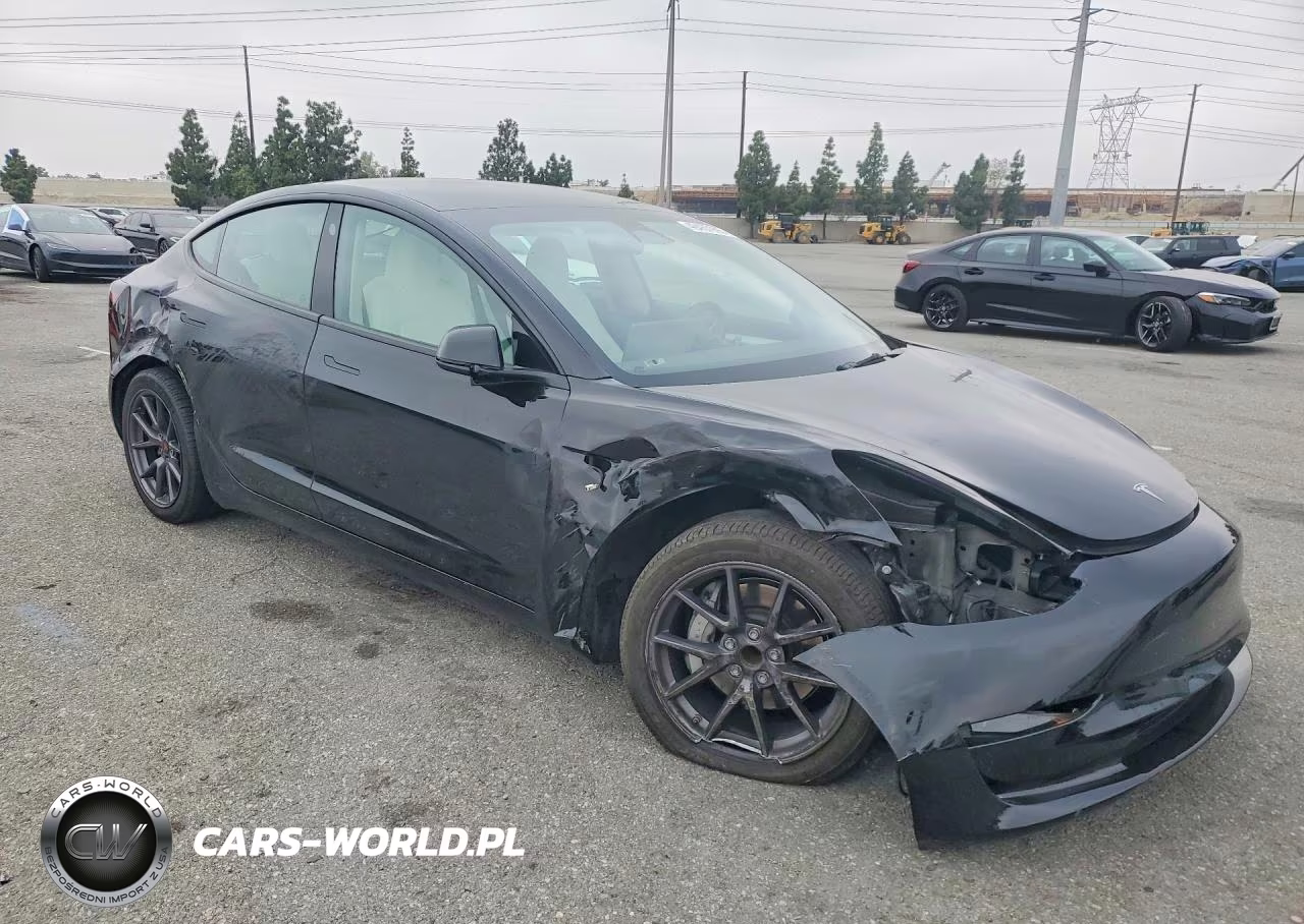 2023 Tesla Model 3 VIN:5YJ3E1EA3PF587702 - 4