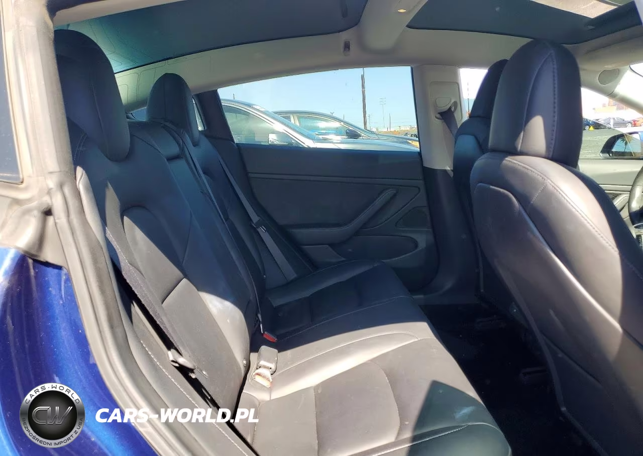 2018 Tesla Model 3 VIN:5YJ3E1EB2JF120402 - 10