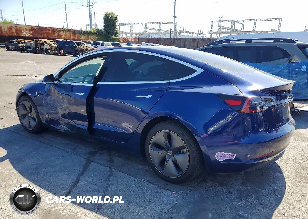 2018 Tesla Model 3 VIN:5YJ3E1EB2JF120402 - 2