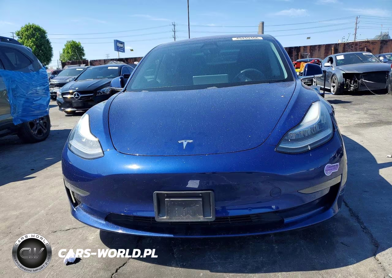 2018 Tesla Model 3 VIN:5YJ3E1EB2JF120402 - 5