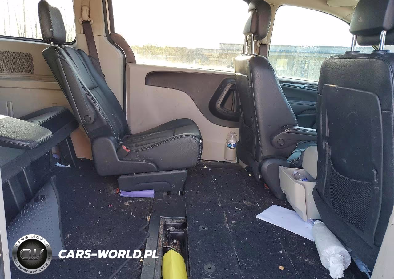 2019 Dodge Grand Caravan Crew VIN:2C4RDGDG9KR687371 - 11