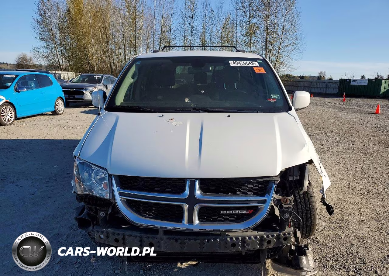 2019 Dodge Grand Caravan Crew VIN:2C4RDGDG9KR687371 - 5