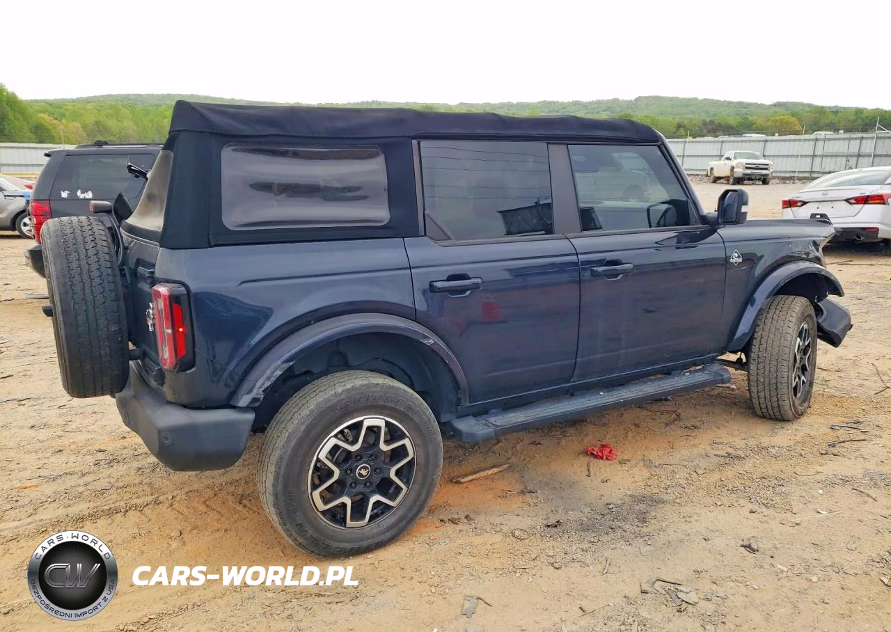 2021 Ford Bronco Outer Banks VIN:1FMDE5DH6MLA72594 - 3
