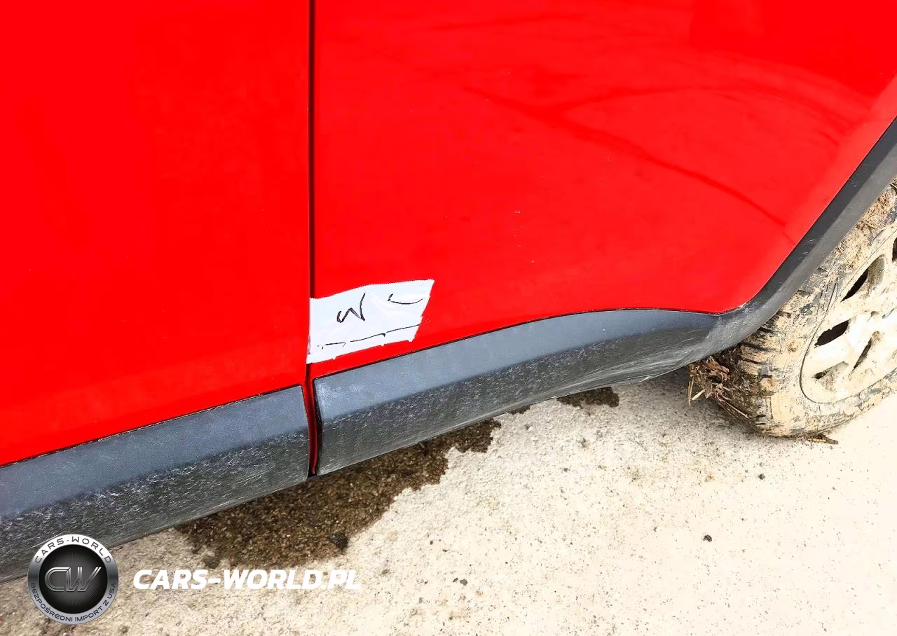 2018 Jeep Renegade Latitude VIN:ZACCJBBB4JPG95468 - 13