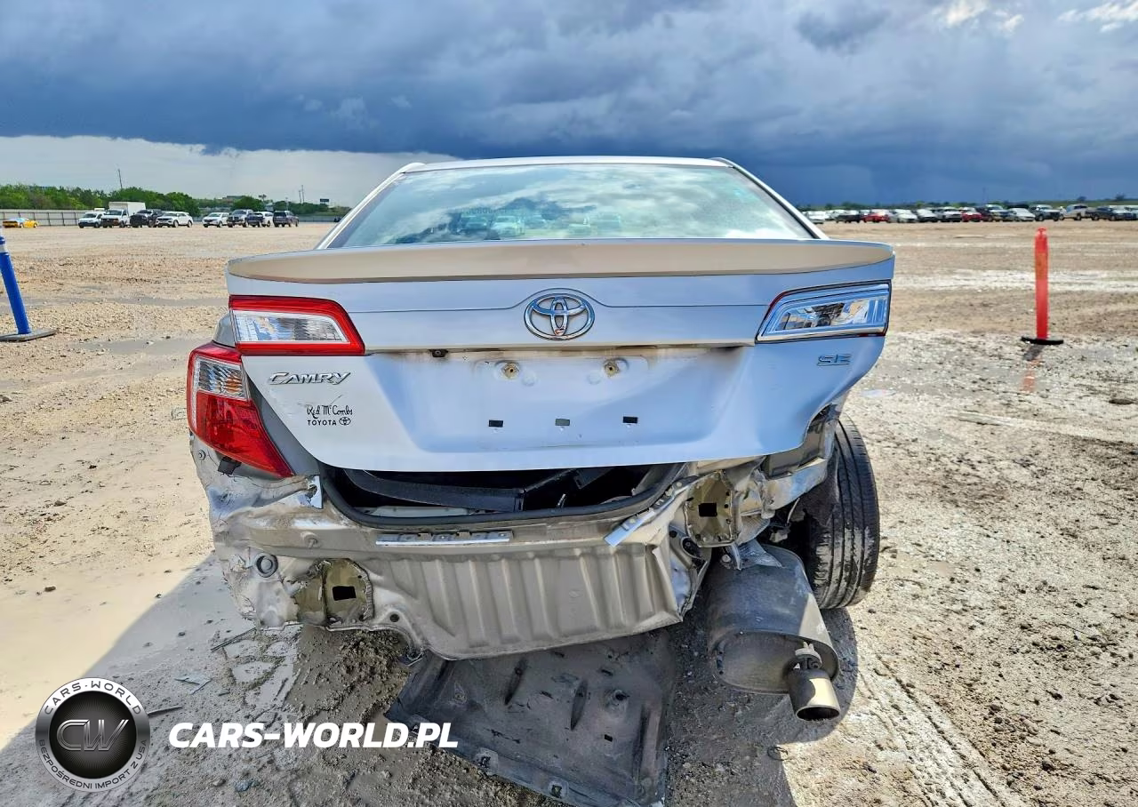 2014 Toyota Camry Se VIN:4T1BF1FK9EU450716 - 6