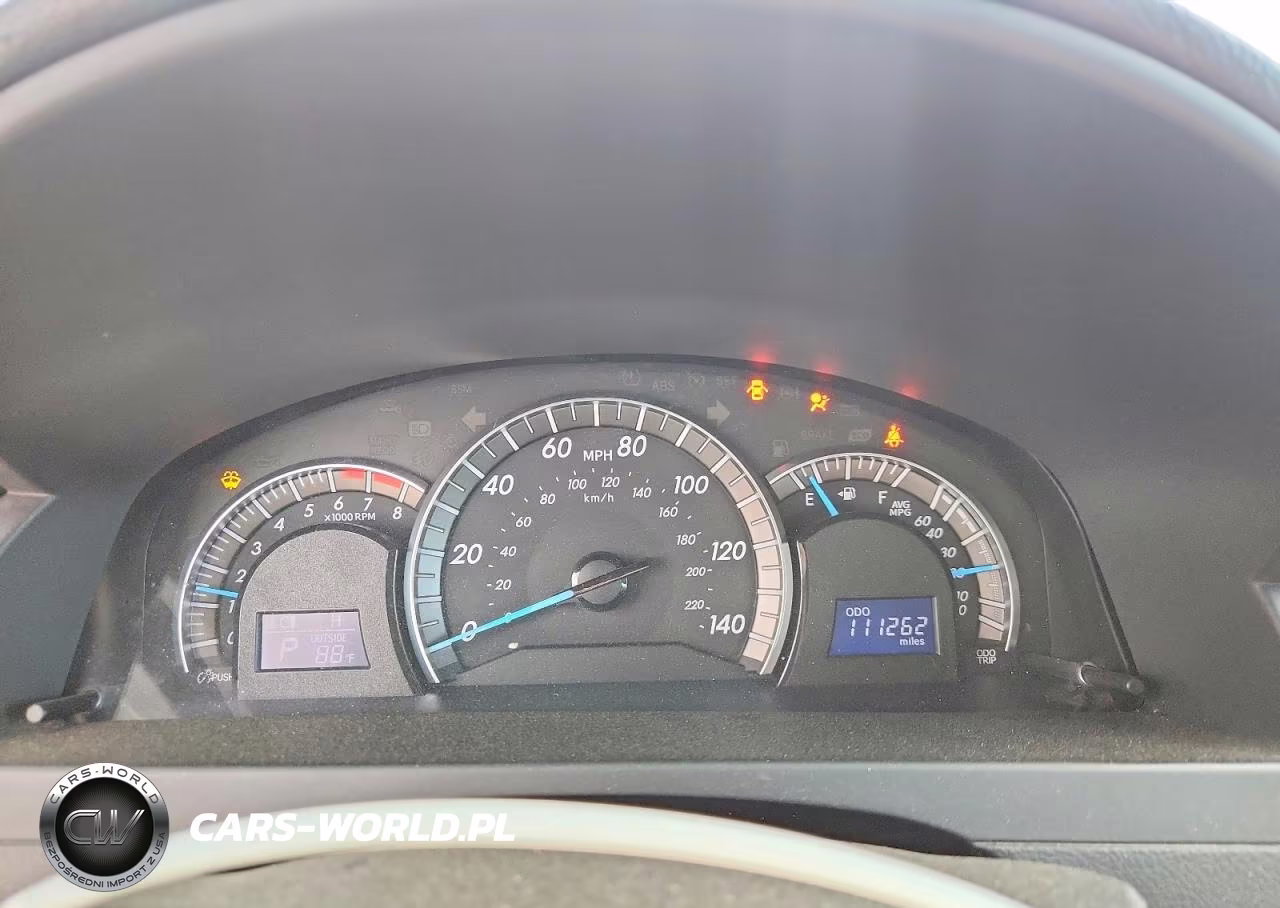 2014 Toyota Camry Se VIN:4T1BF1FK9EU450716 - 9