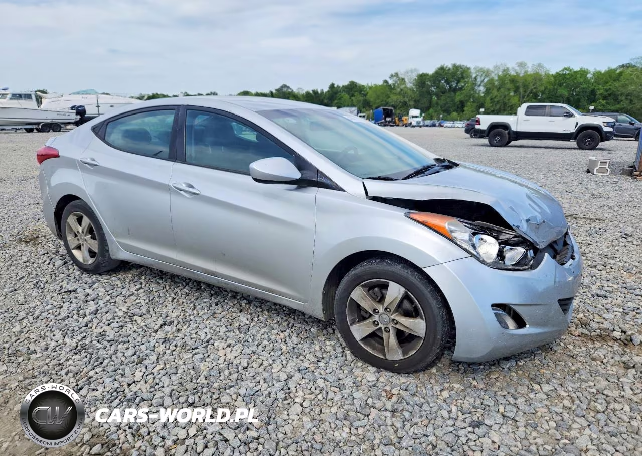 2012 Hyundai Elantra Gls VIN:KMHDH4AE2CU241045 - 4