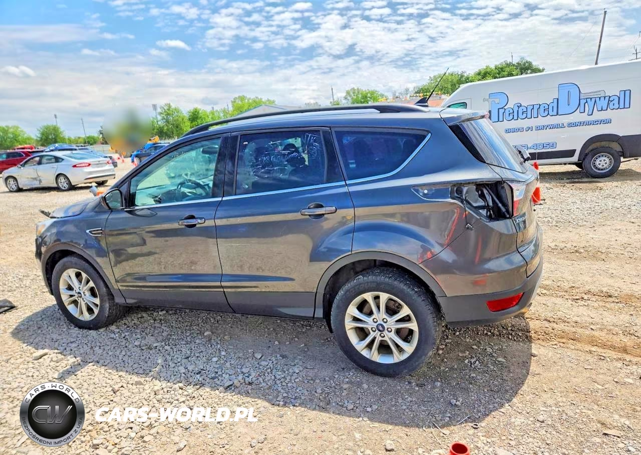 2018 Ford Escape Se VIN:1FMCU0GD6JUC57566 - 2