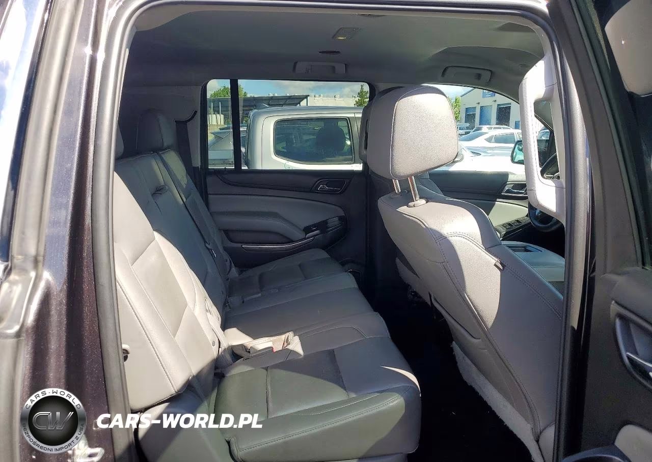 2018 Chevrolet Suburban C1500 Lt VIN:1GNSCHKC6JR380536 - 11