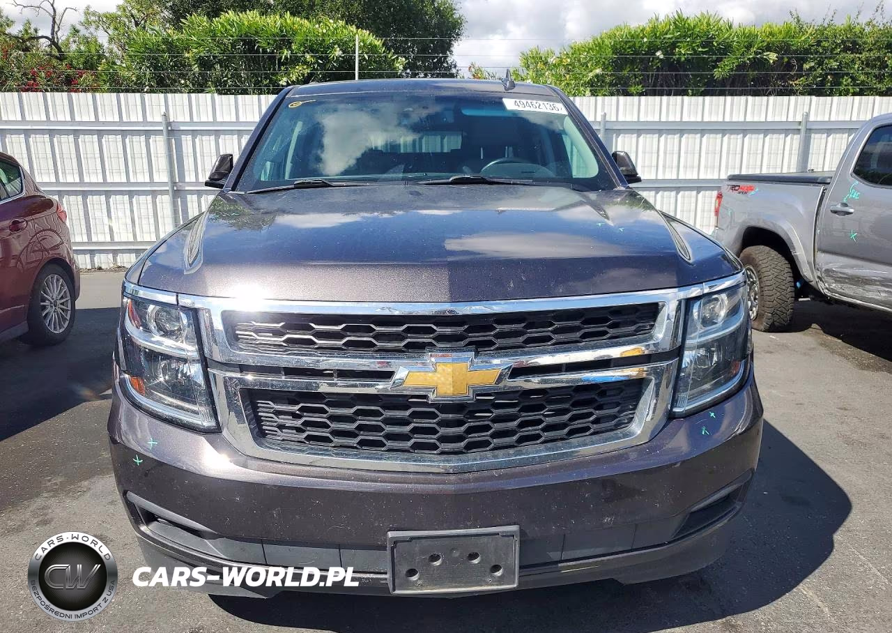 2018 Chevrolet Suburban C1500 Lt VIN:1GNSCHKC6JR380536 - 5