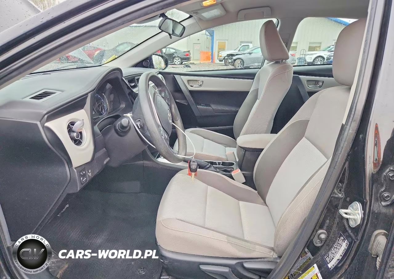 2019 Toyota Corolla Le VIN:5YFBURHEXKP946875 - 7