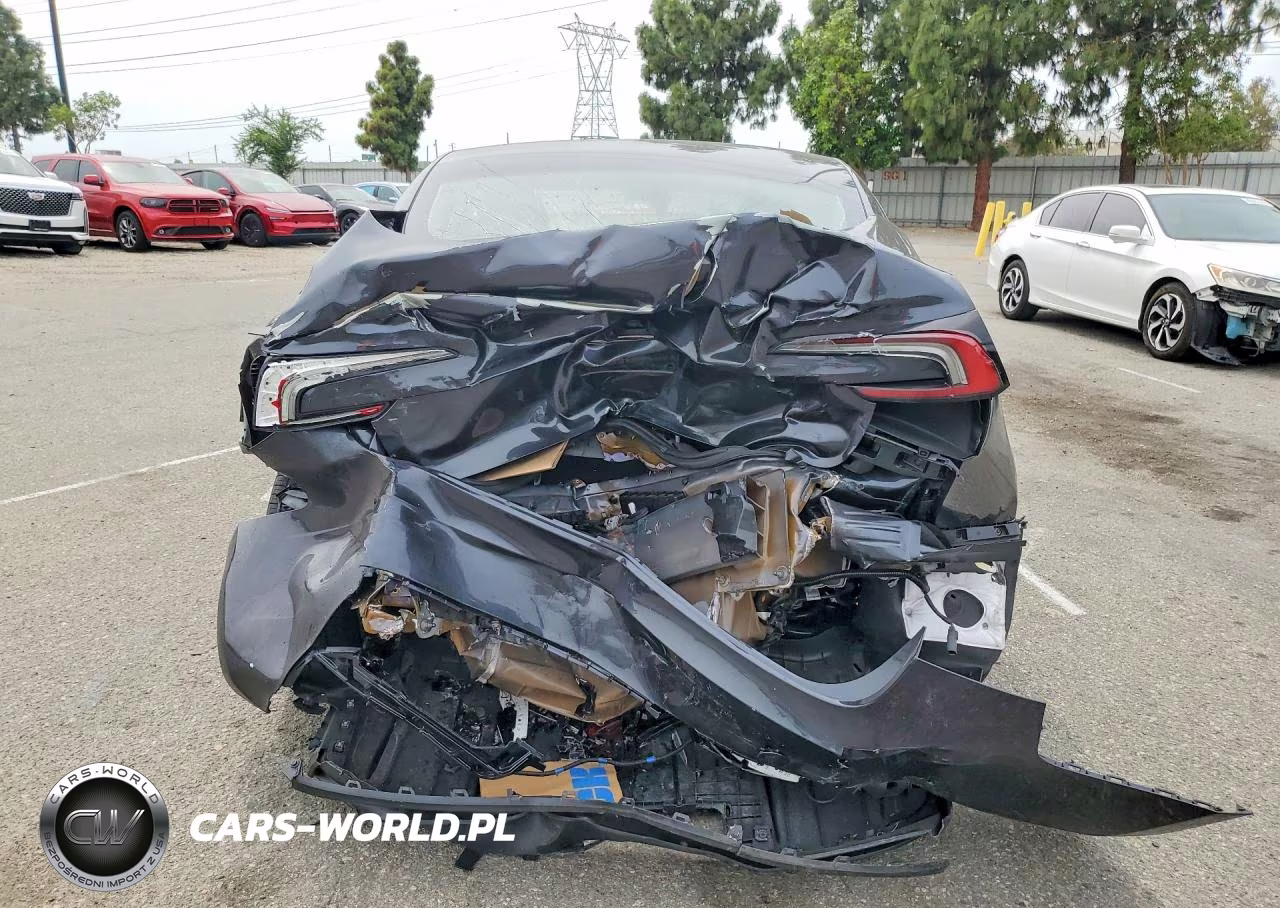 2025 Tesla Model 3 VIN:5YJ3E1EA1SF920164 - 6
