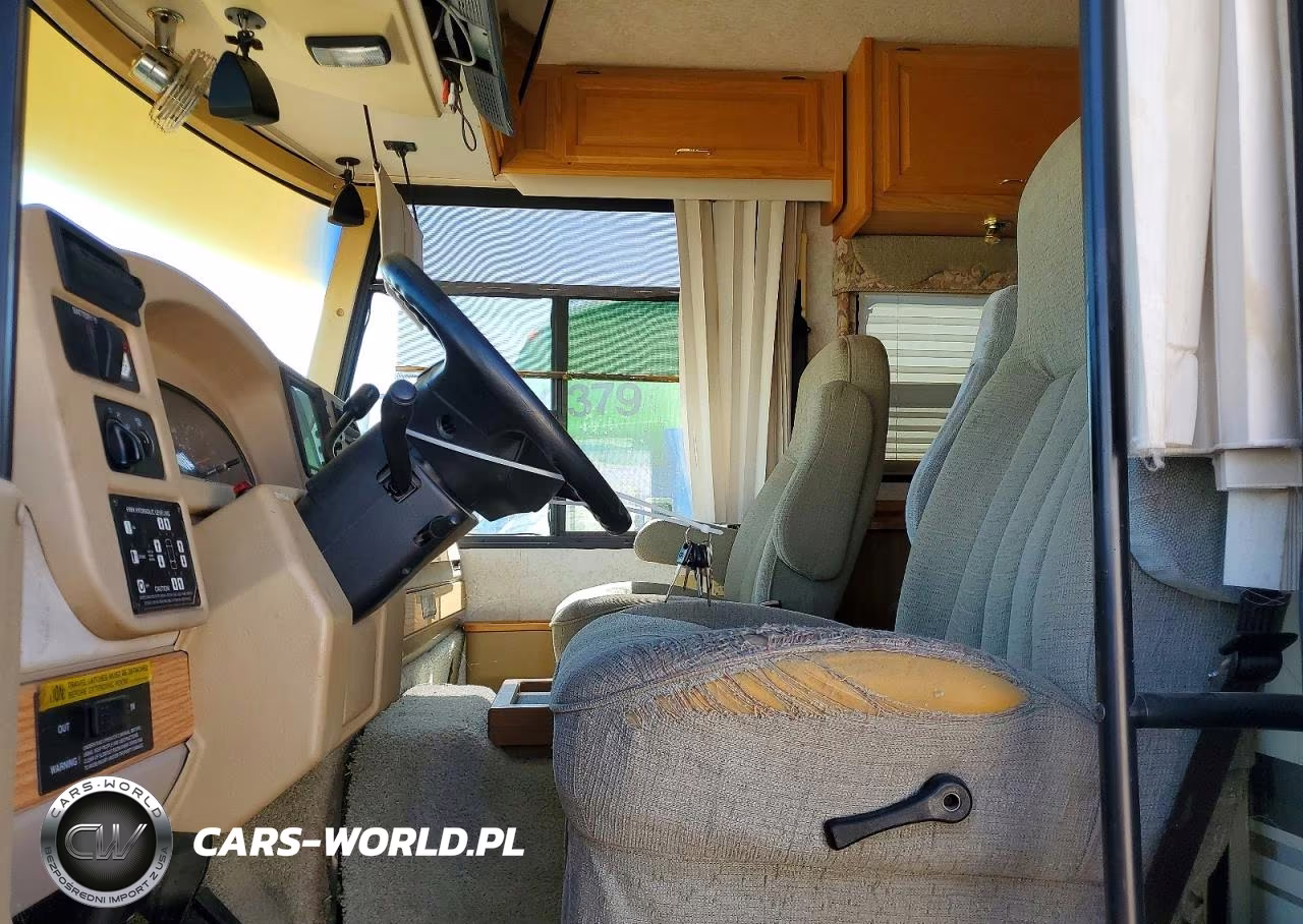 2001 Winnebago Camper VIN:1FCNF53S910A17959 - 5