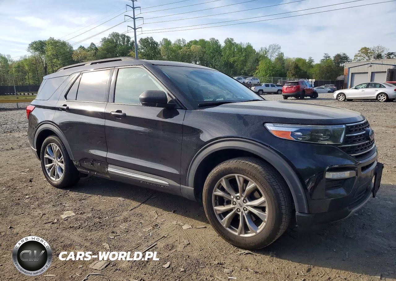 2020 Ford Explorer Xlt VIN:1FMSK8DHXLGB39447 - 4