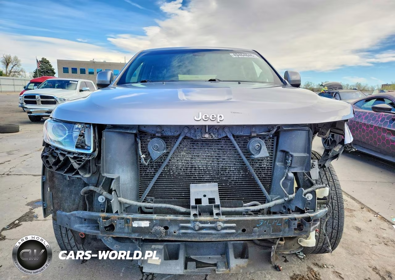 2014 Jeep Grand Cherokee Laredo VIN:1C4RJFAG0EC242960 - 5