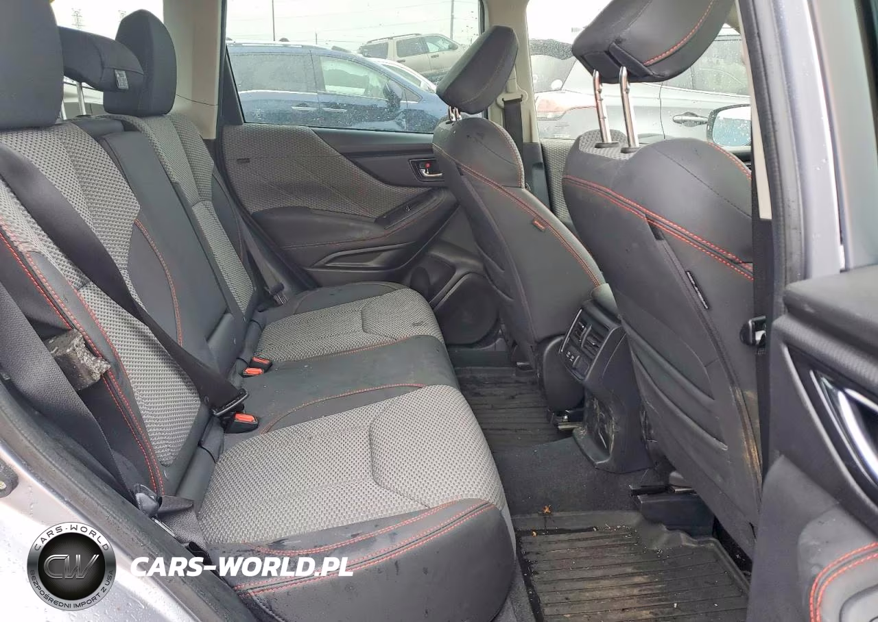 2023 Subaru Forester Sport VIN:JF2SKAJC4PH530101 - 11