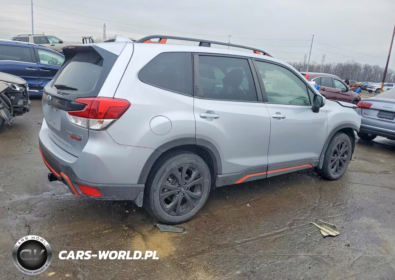 2023 Subaru Forester Sport VIN:JF2SKAJC4PH530101 - 3