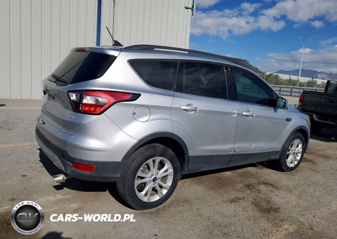 2018 Ford Escape Se VIN:1FMCU0GD5JUB14267 - 3