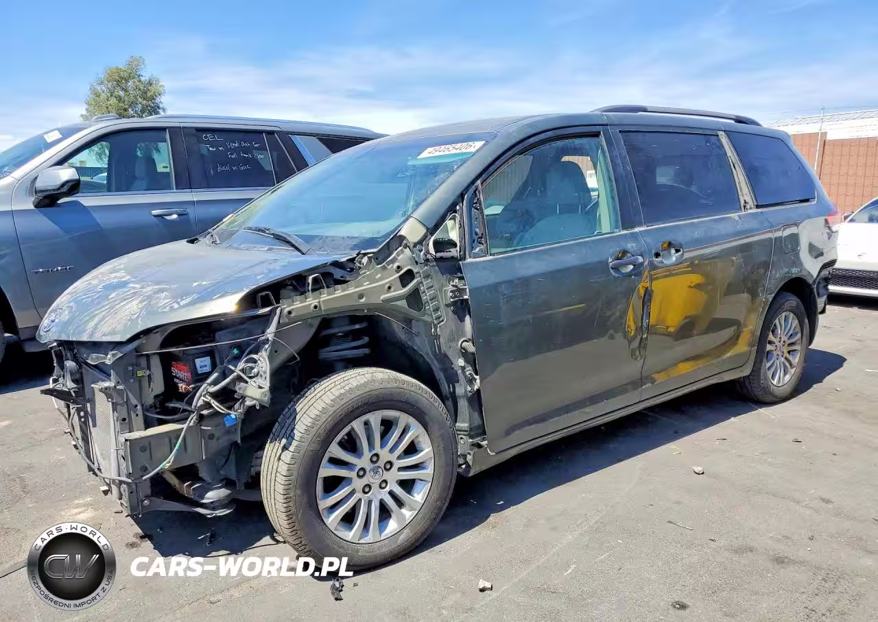 2011 Toyota Sienna Le