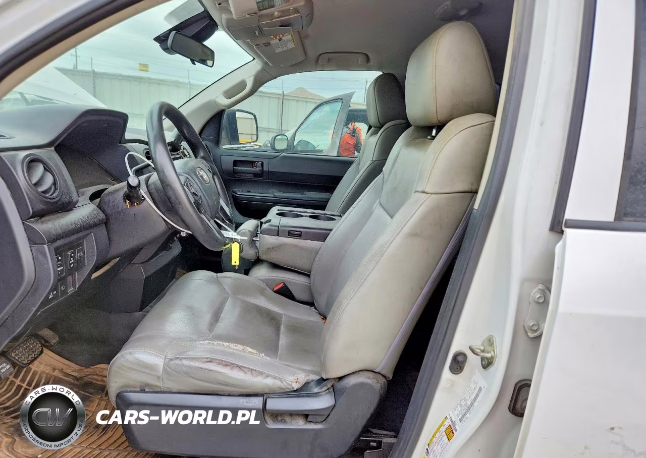 2019 Toyota Tundra VIN:5TFCY5F15KX025344 - 7