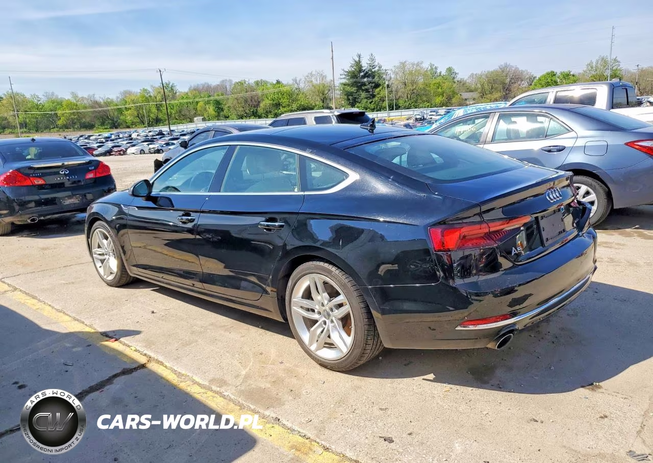 2019 Audi A5 Premium VIN:WAUANCF55KA056570 - 2