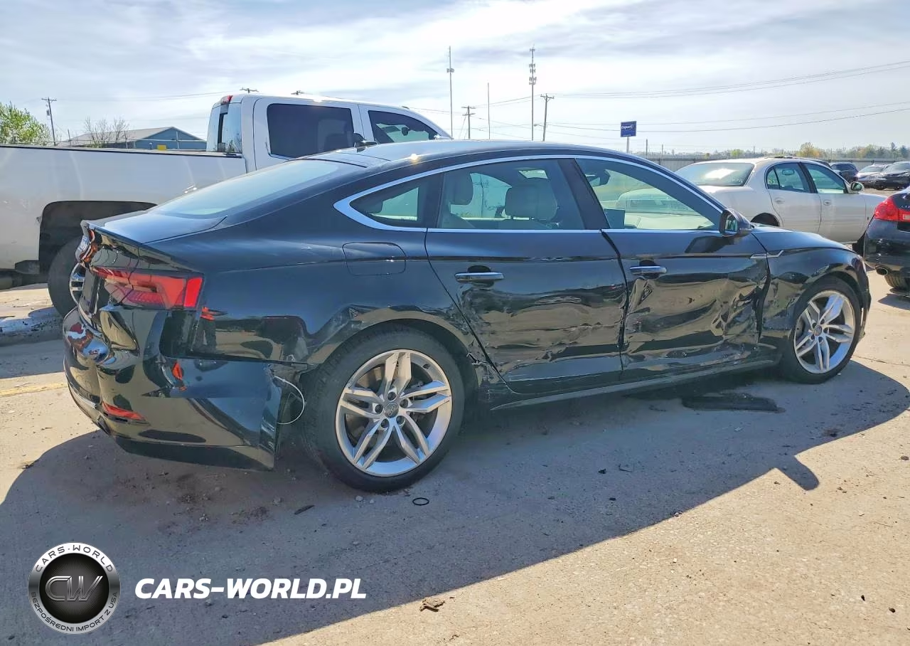 2019 Audi A5 Premium VIN:WAUANCF55KA056570 - 3