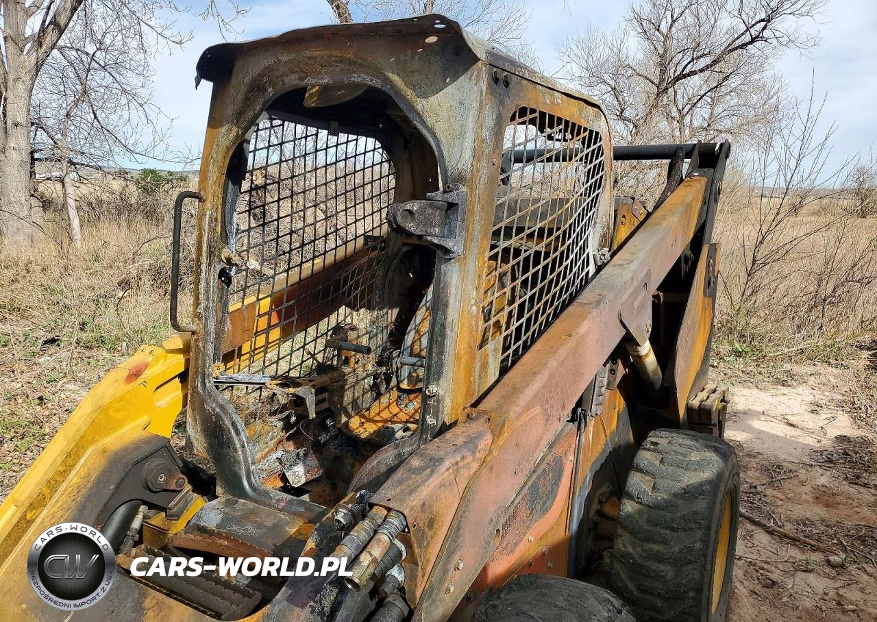 2017 Caterpillar Skid Steer Loader VIN:CAT0272DAMD200495 - 9