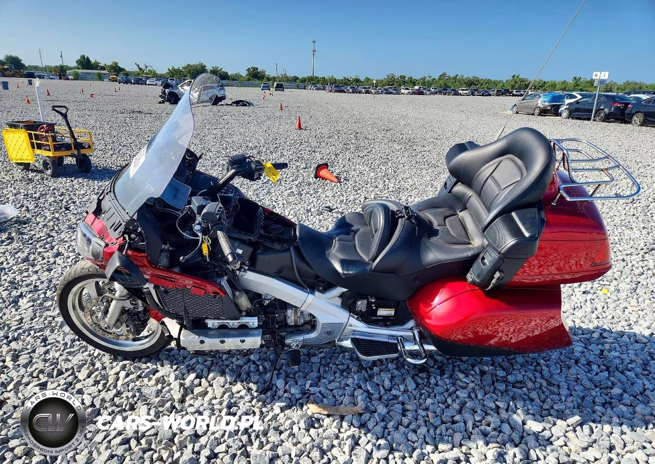 2017 Honda Gl1800 VIN:JH2SC68G9HK500511 - 3