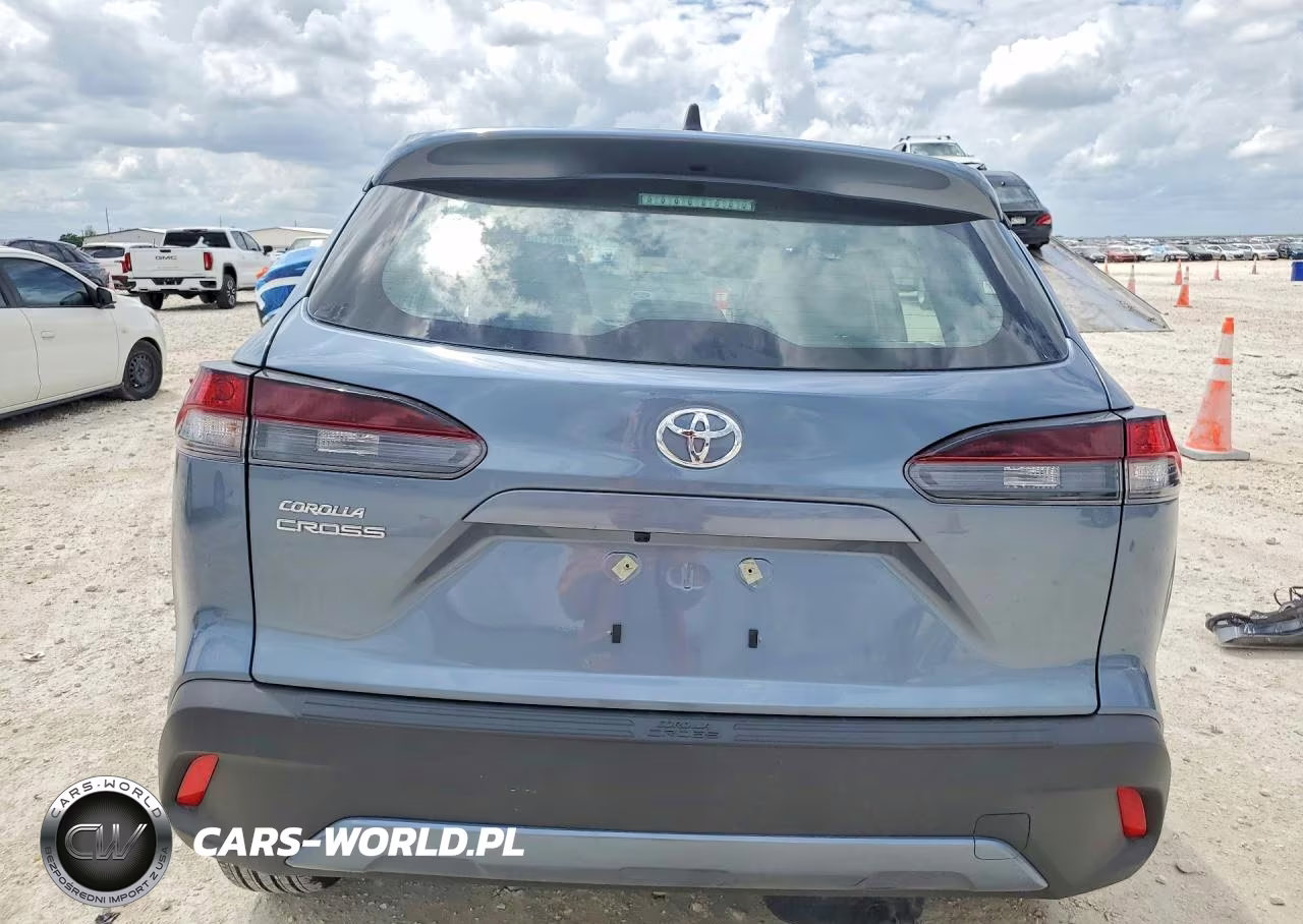 2026 Toyota Corolla Cross L VIN:7MUAAAAG7TV186033 - 6