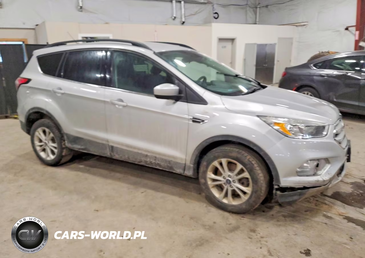 2018 Ford Escape Se VIN:1FMCU9GD0JUD32928 - 4