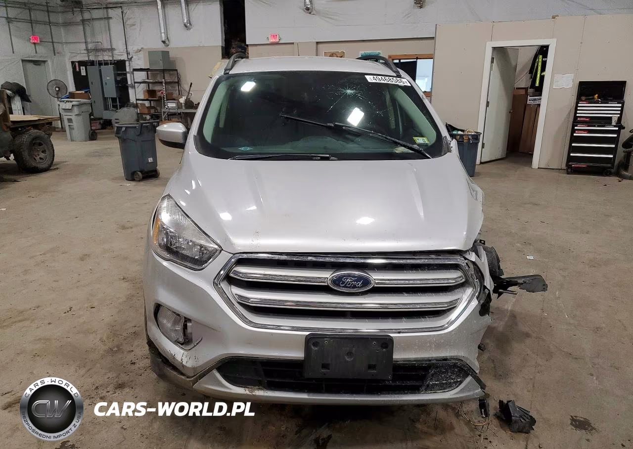 2018 Ford Escape Se VIN:1FMCU9GD0JUD32928 - 5