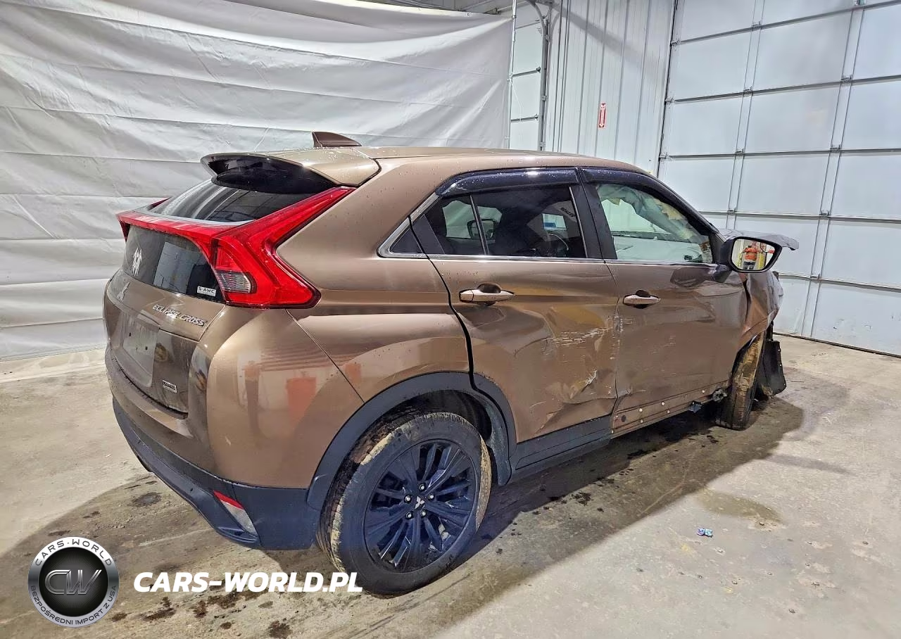2018 Mitsubishi Eclipse Cross Le VIN:JA4AT4AA5JZ044156 - 3