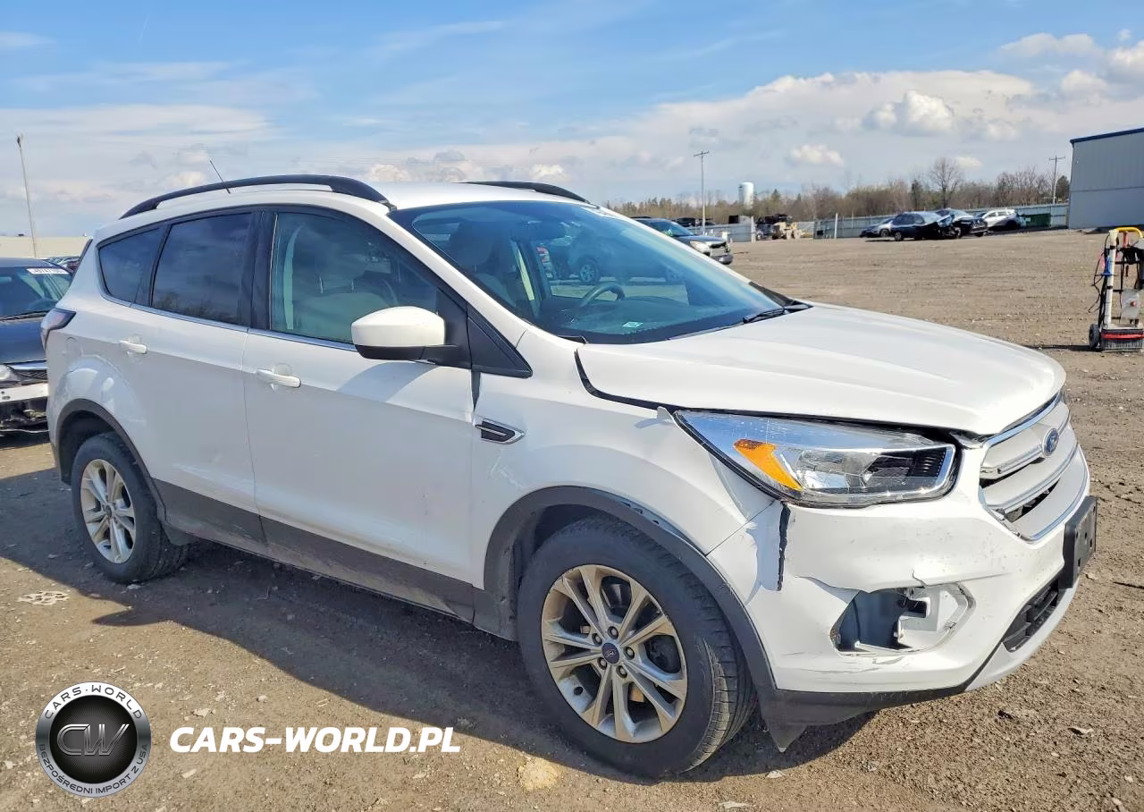 2018 Ford Escape Se VIN:1FMCU9GD3JUB76612 - 4