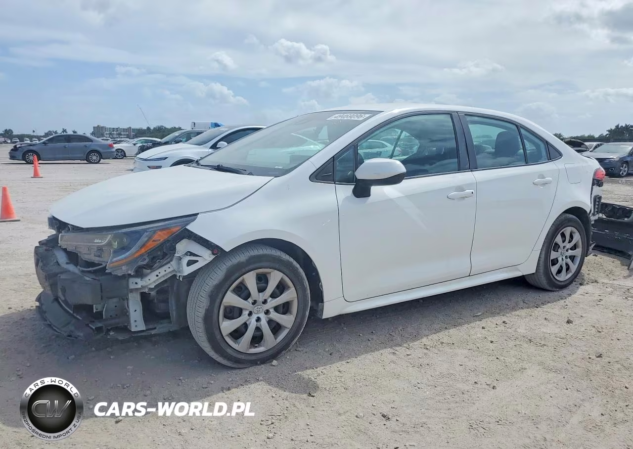 2021 Toyota Corolla Le – zdjęcie 1 z 13