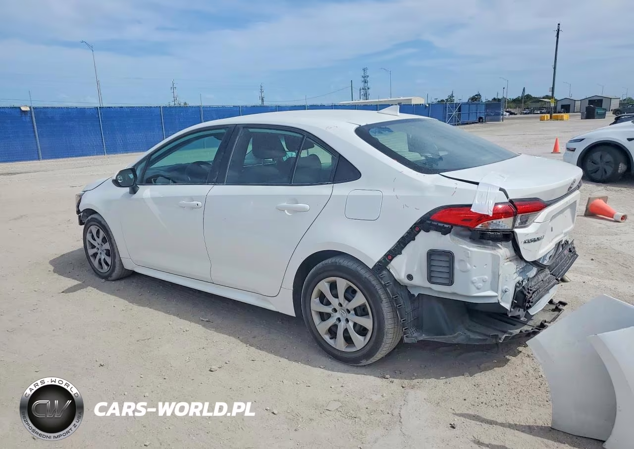 2021 Toyota Corolla Le VIN:5YFEPMAE6MP211623 - 2
