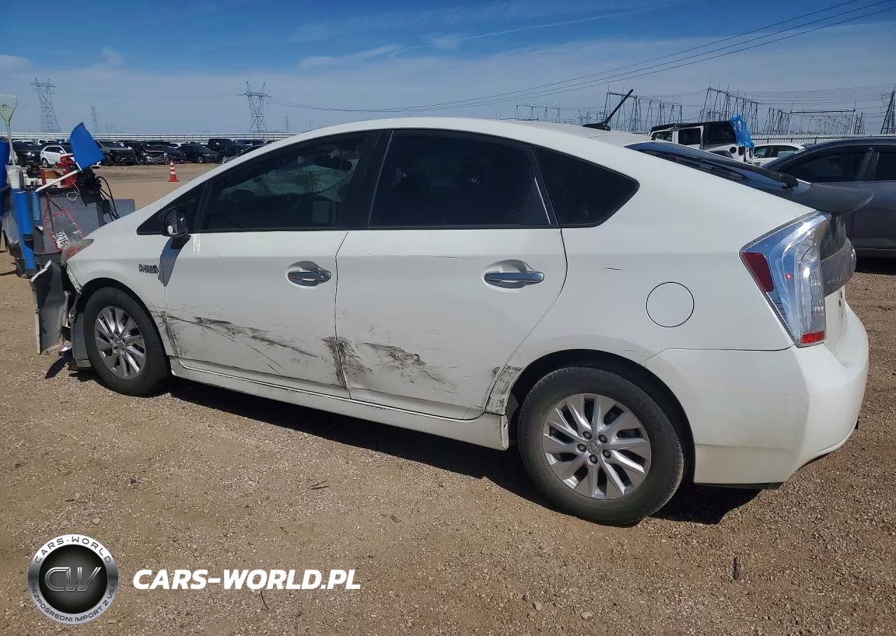 2013 Toyota Prius Plug-In Hybrid Base VIN:JTDKN3DP3D3036739 - 2