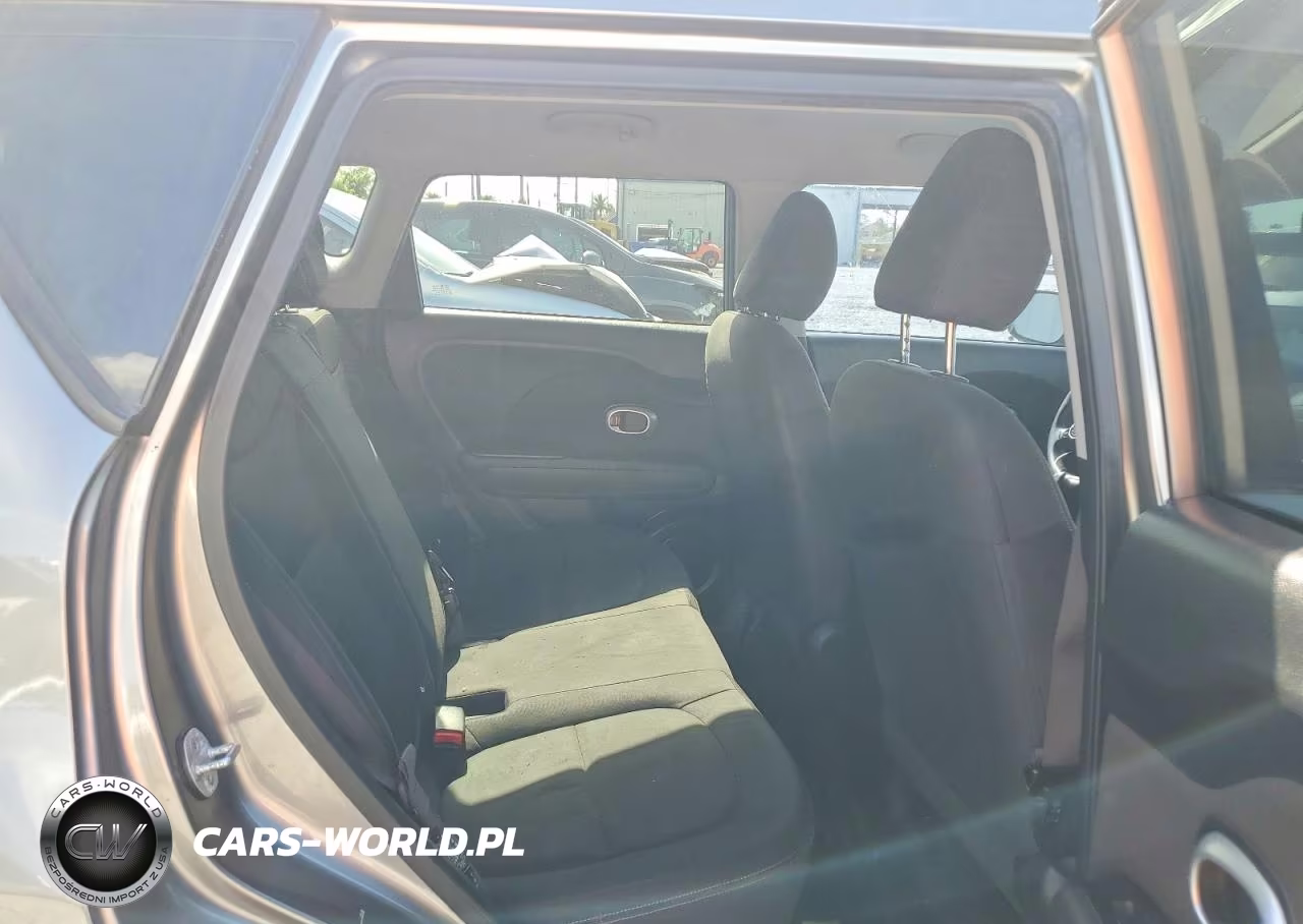 2015 Kia Soul Base VIN:KNDJN2A25F7224253 - 11