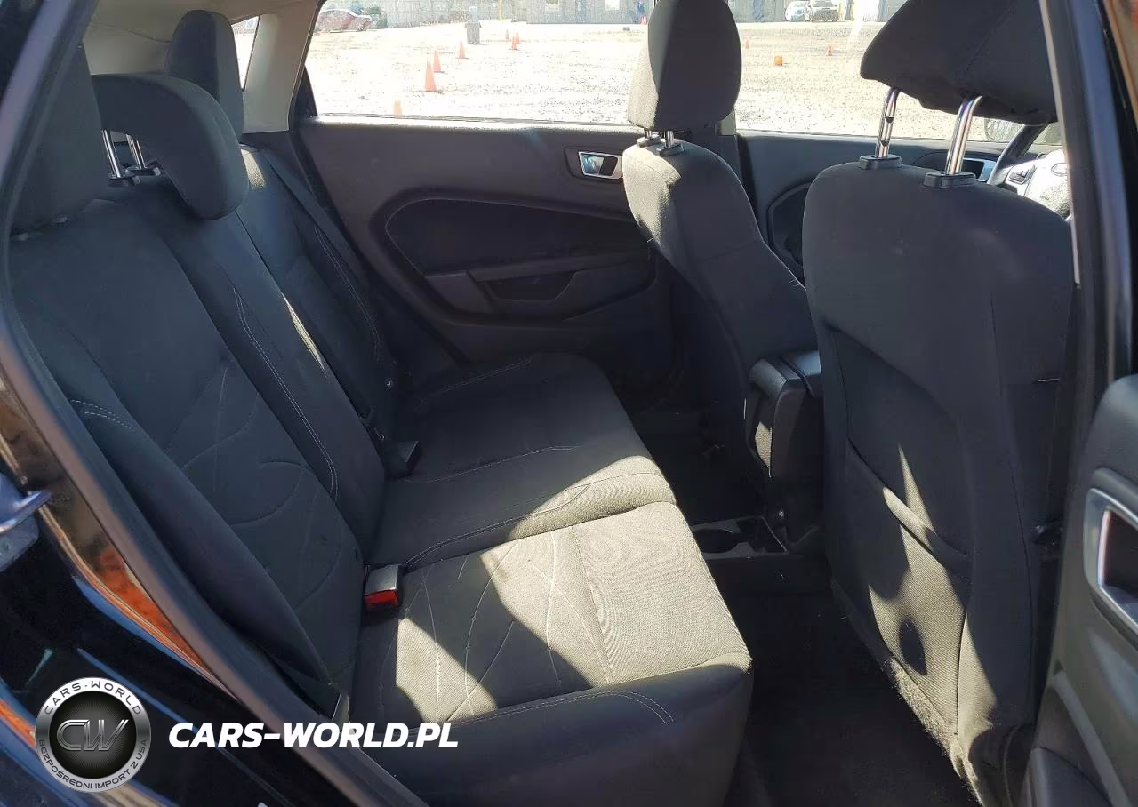 2014 Ford Fiesta S VIN:3FADP4EJ3EM200421 - 11